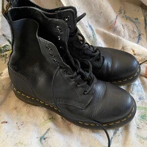 LAST CHANCE removing listing by dec9 Vintage Pascal Dr. Marten Boots Size 6m/ 8w